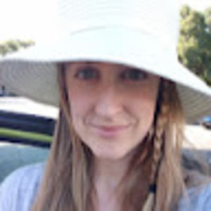 Meet your Posher, Laralyn